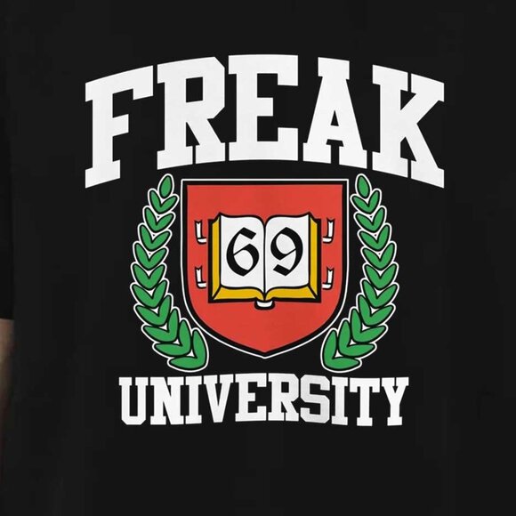 Freak University Graphic T Shirt Retro Meme College Humor Fan Gift Vintage Tee - Picture 2 of 5